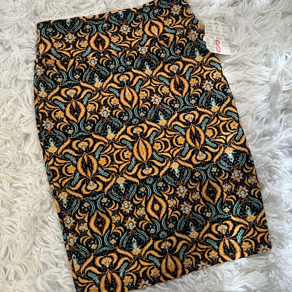 NWT LulaRoe Cassie Pencil Skirt